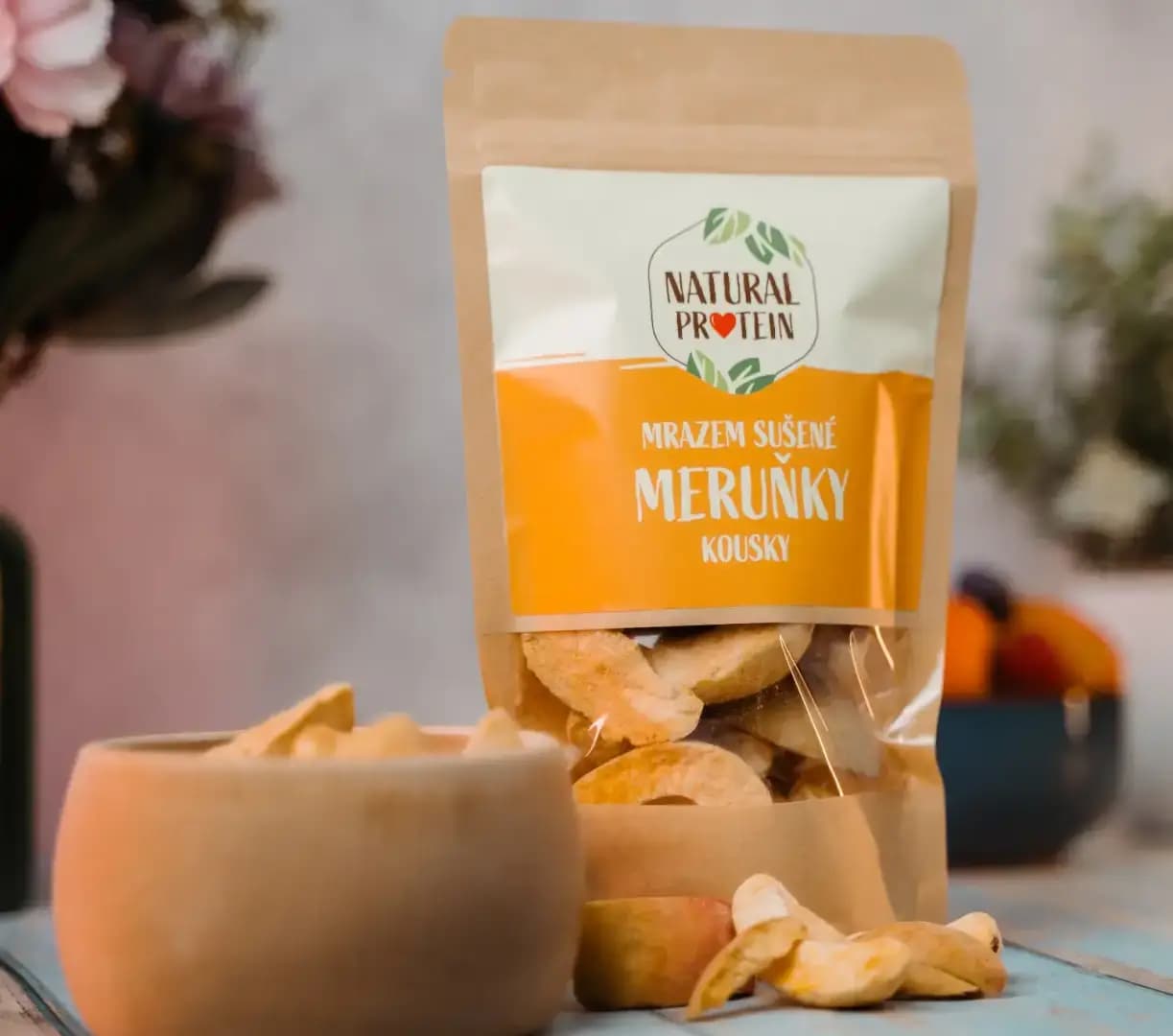 NaturalProtein Mrazem sušené meruňky kousky - náhled 3