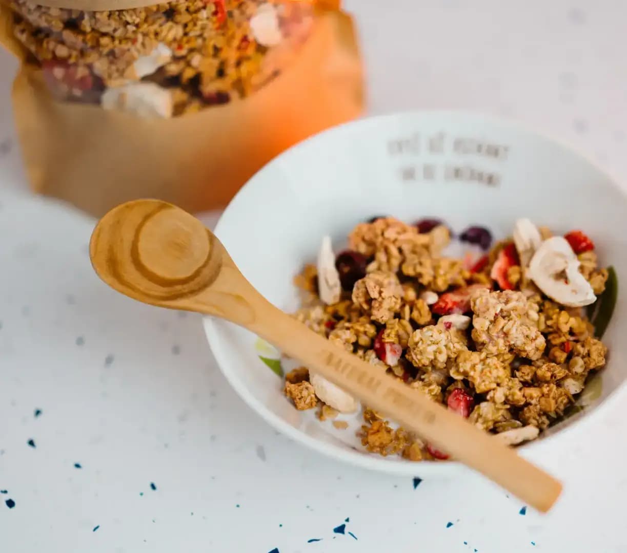 NaturalProtein Proteinová granola ovocná - náhled 3
