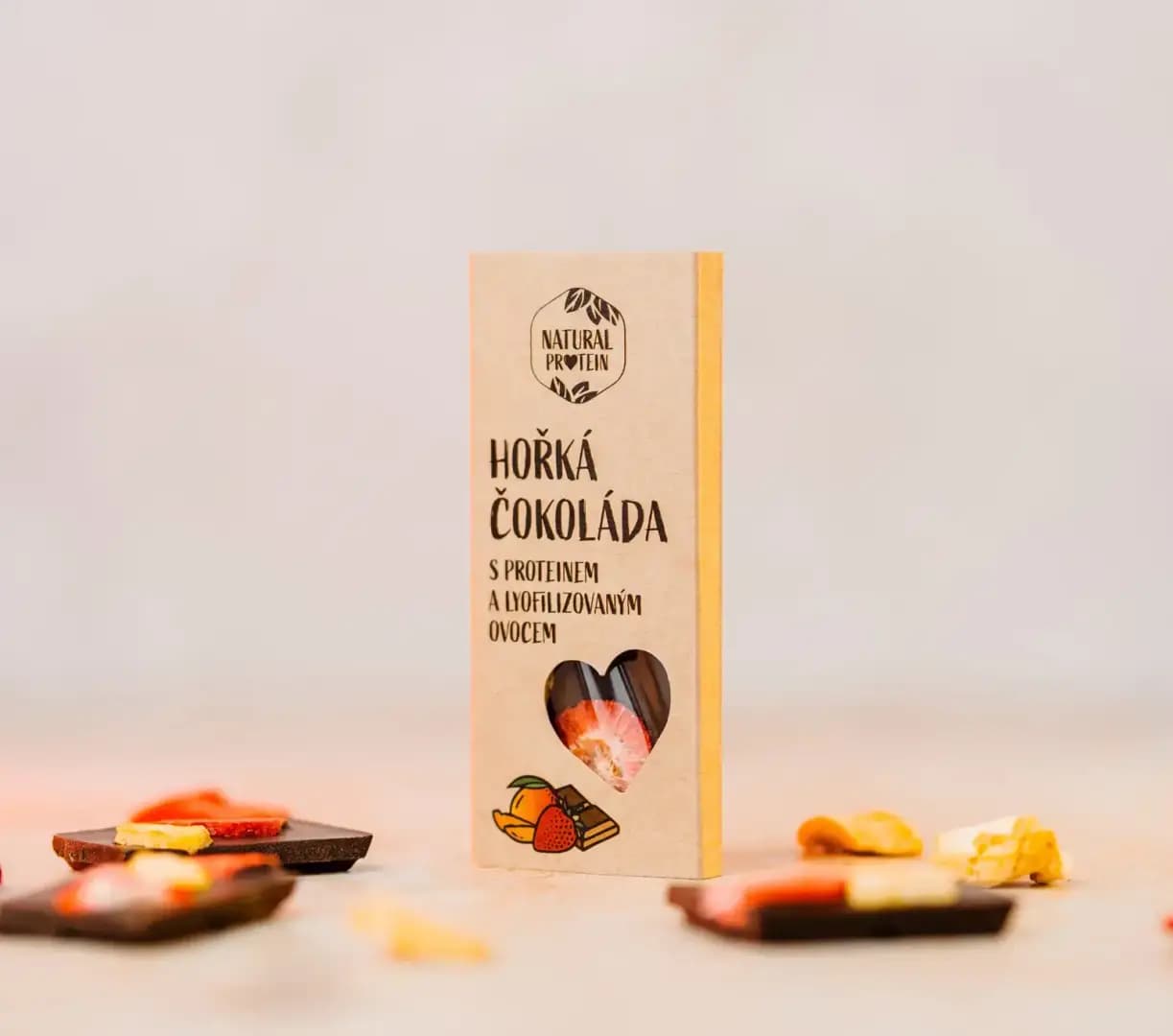 NaturalProtein Hořká čokoláda s proteinem a lyofilizovaným ovocem (30g) - náhled 2