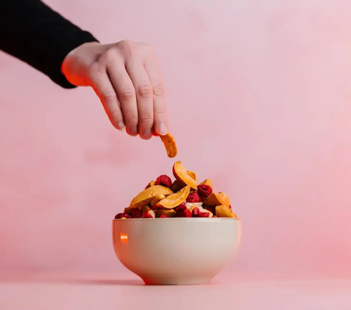 NaturalProtein Mrazem sušený mix meruňka, mango, malina - náhled 3